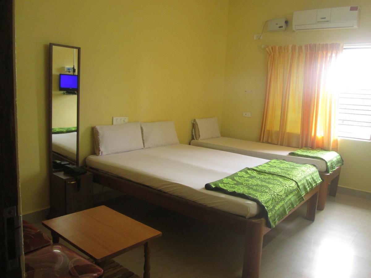 Dhenu Atithya Hotel Māvalli Екстериор снимка